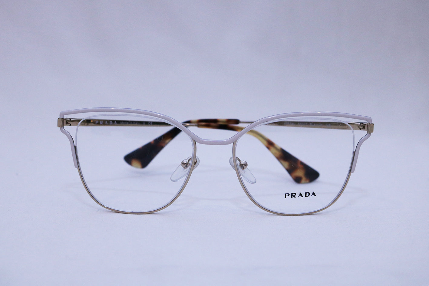 Prada PR 54UV